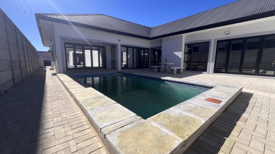 5 Bedroom Property for Sale in Malmesbury Rural Western Cape